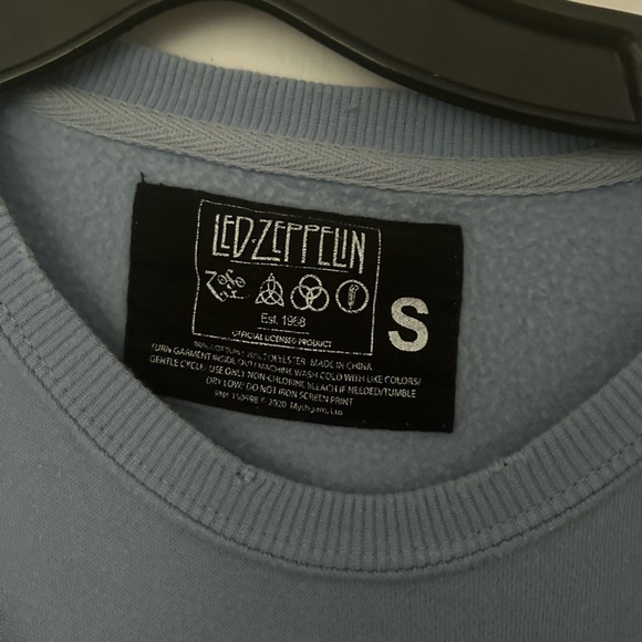 Urban Outfitters Led Zeppelin Crewneck 🩵 - Picture 3 of 3
